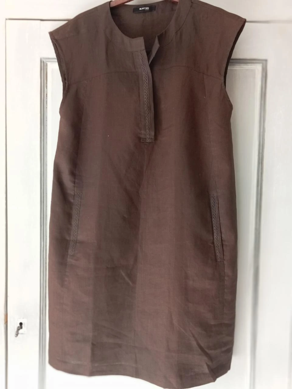 Robe Burton
